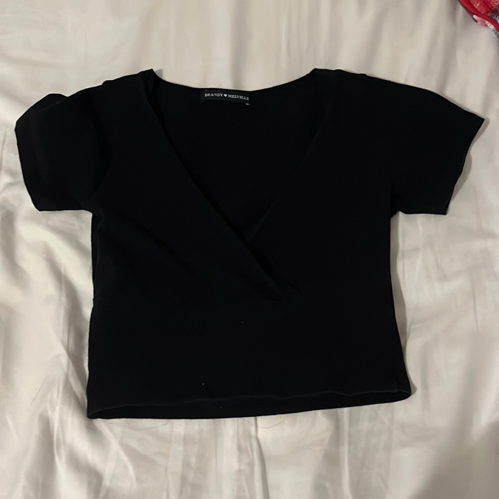 BRANDY MELVILLE CROP TOP